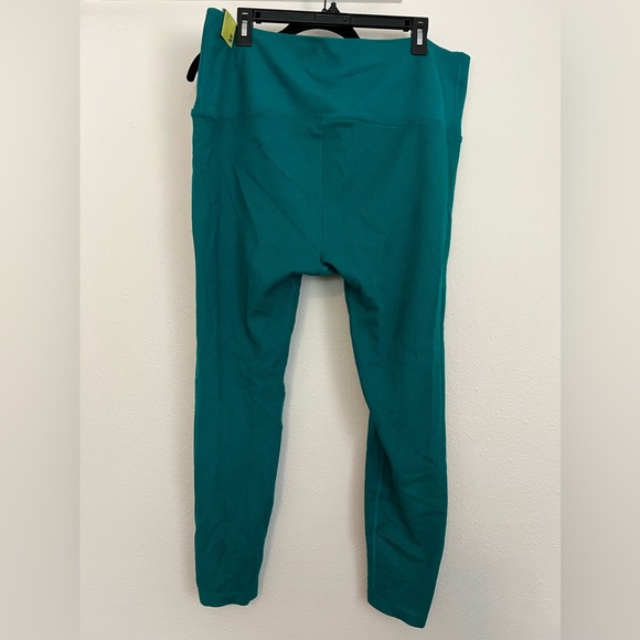 All in Motion high rise legging - Picture 2 of 4